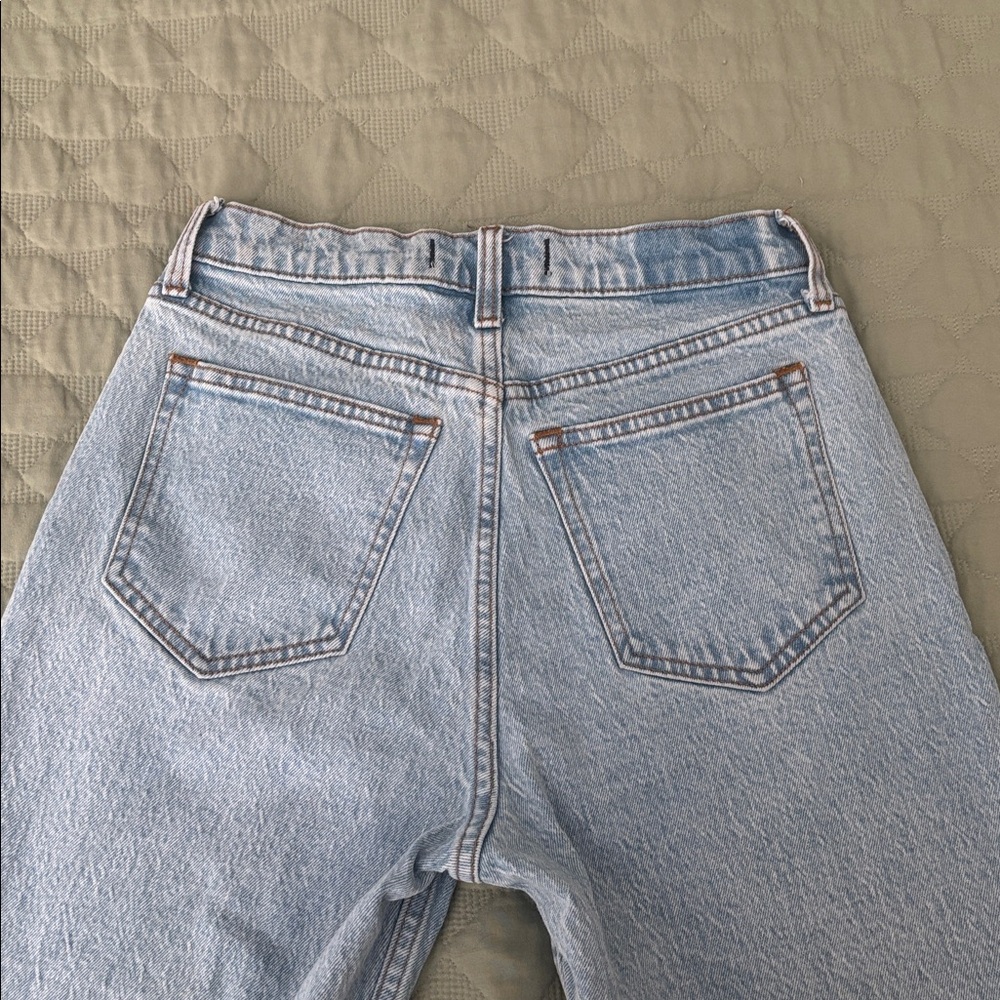 Abercrombie & Fitch - Light Wash Vintage Straight Leg Jeans - Picture 3 of 3